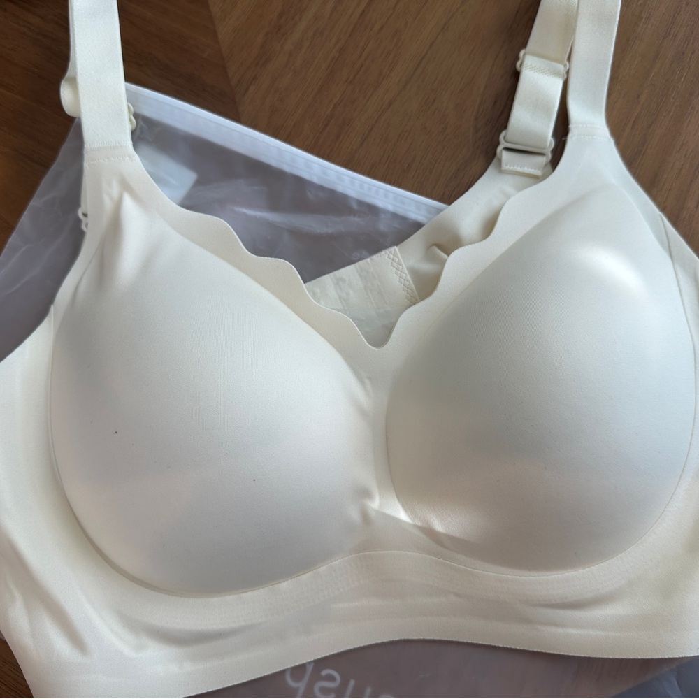 Airspun Full-Coverage Bra with Molded Cups from Shecurve